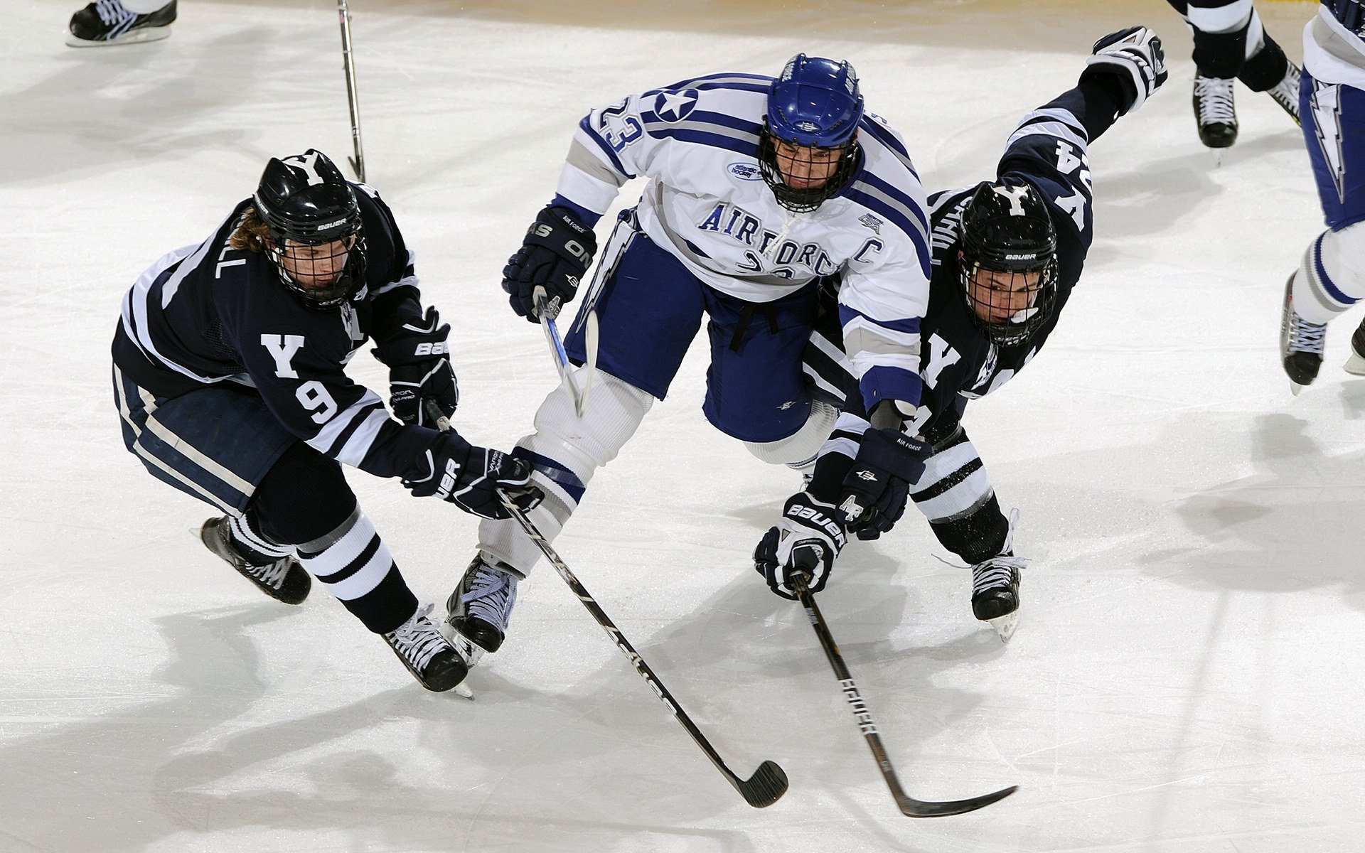 再见！国安后防铁闸提前告别中超，赛季末恐将离队，国安后防天团